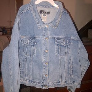 Vintage 1980’s Women’s Denim Jacket
